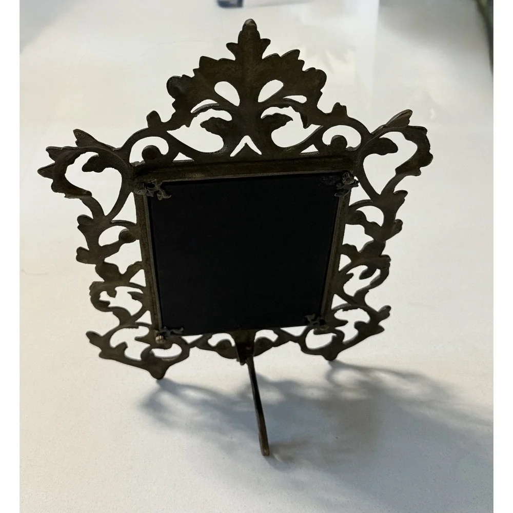 Antique Victorian Ornate Tabletop Easel Picture Frame Cast Brass Metal 4 X 6‎